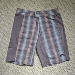 Patagonia Women's Slabstick Purple Plaid Shorts Size 2 NWT